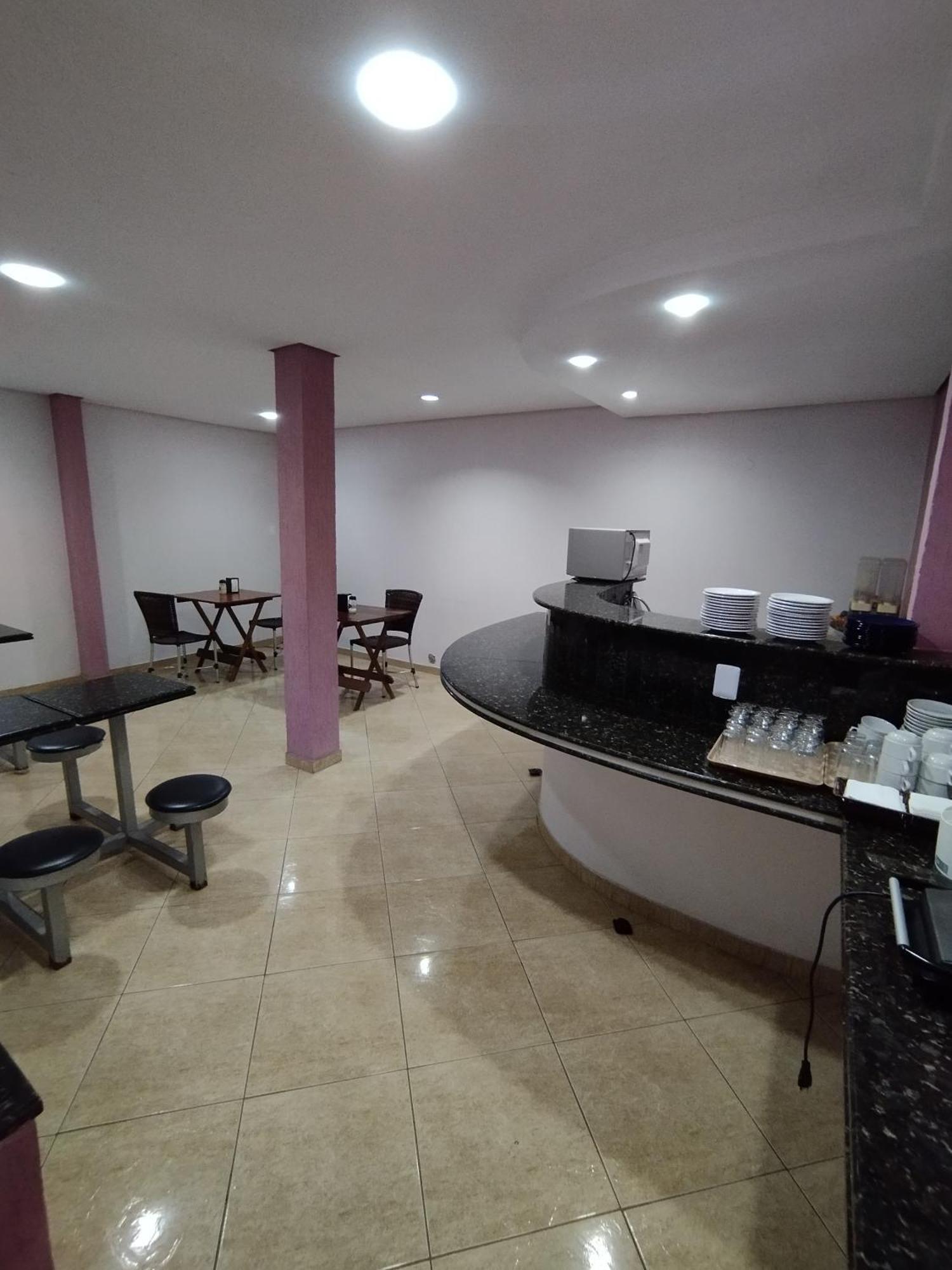 City Hotel Várzea Grande Extérieur photo
